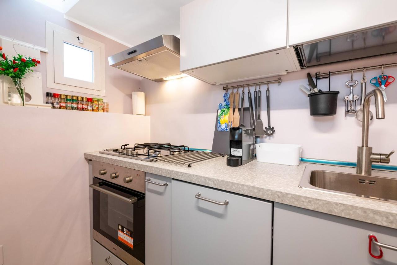 2 Bedrooms Penthouse In The Center Apartamento